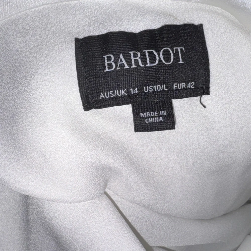 Bardot White Long Sleeve Dress - Picture 6 of 6